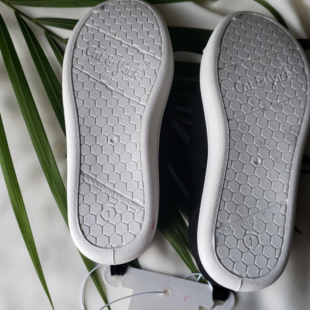 Girls' Laceless Canvas Sneakers - Cat & Jack - Picture 2 of 2